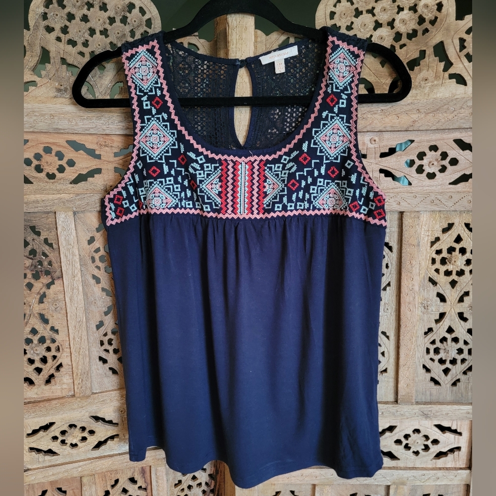 Skies Are Blue Embroidered Sleeveless Top Size S